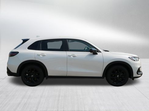 Certified 2024 Honda HR-V Sport image 8
