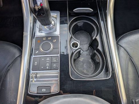 Used 2016 Land Rover Range Rover Sport HSE image 34