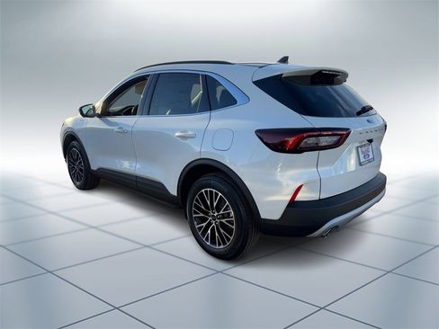 New 2026 Ford Escape SE w/ PHEV Premium Package image 4