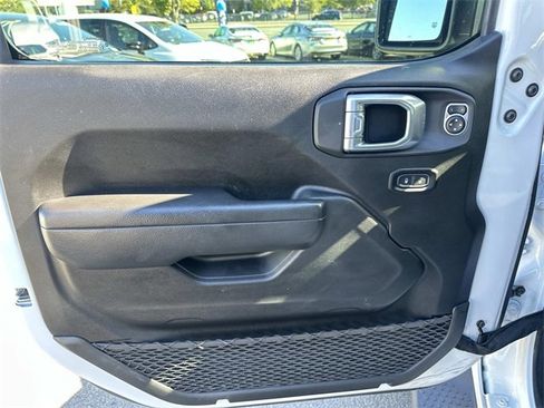 Certified 2022 Jeep Wrangler Unlimited Sport image 16