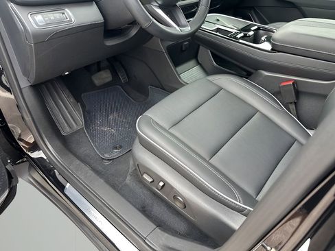 Used 2025 Buick Enclave Preferred image 28