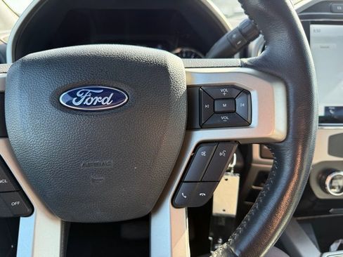 Used 2022 Ford F250 Lariat w/ Tremor Off-Road Package image 11