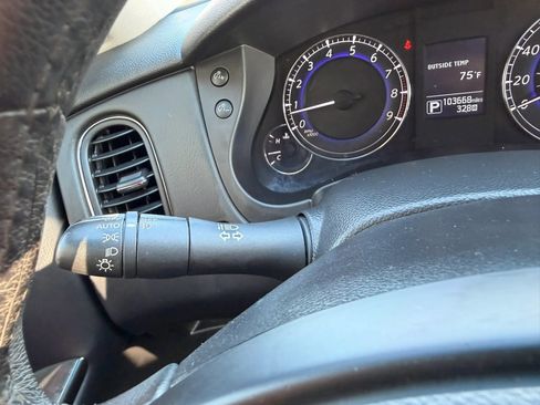 Used 2016 INFINITI QX50 AWD w/ Premium Package image 34