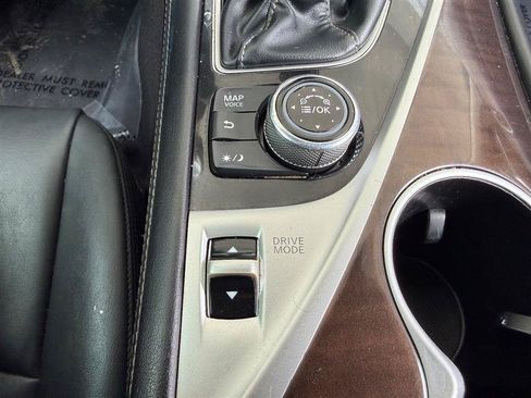 Used 2018 INFINITI Q50 Luxe w/ Essential Package (3.0T Luxe) AWD/4WD image 40