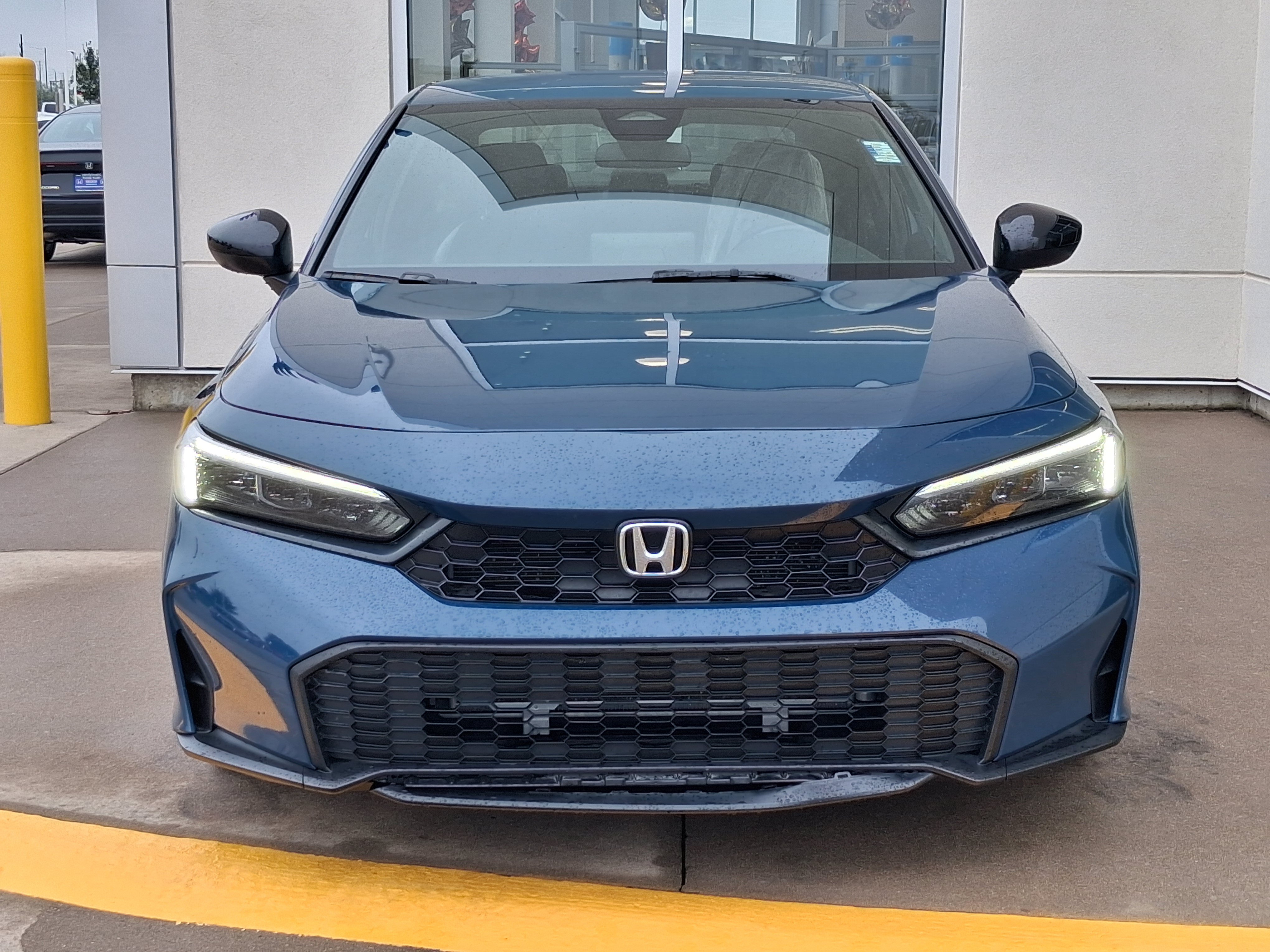 Used 2025 Honda Civic Sport image 4