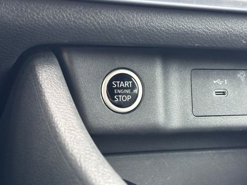 Used 2023 Nissan Rogue SV FWD image 7