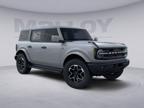 New 2026 Ford Bronco Outer Banks AWD/4WD image 7