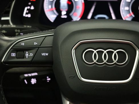Used 2022 Audi Q8 Premium Plus AWD/4WD image 27