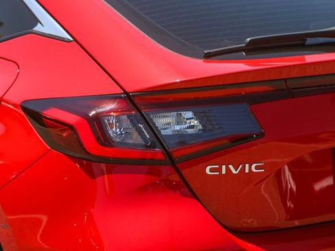 Used 2023 Honda Civic Sport Touring image 11