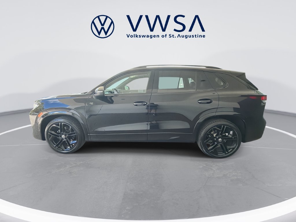 Certified 2026 Volkswagen Tiguan SE R-Line FWD image 5