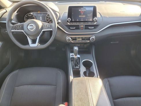 Used 2022 Nissan Altima 2.5 SV image 26