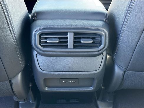 Certified 2024 Honda Passport EX-L image 30