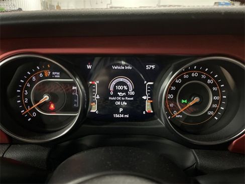 Used 2023 Jeep Gladiator Rubicon w/ LED Lighting Group image 14