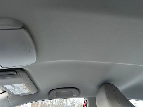 Certified 2020 Toyota Camry SE image 15