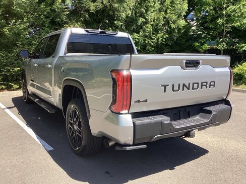 Used 2024 Toyota Tundra Limited AWD/4WD image 9