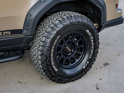 Used 2025 Lexus GX 550 image 61