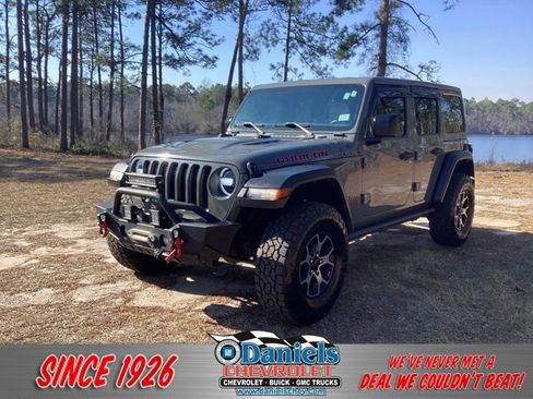 Used 2019 Jeep Wrangler Unlimited Rubicon w/ Safety Group image 1
