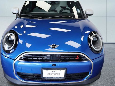 Used 2025 MINI Cooper S FWD image 12