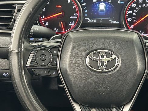 Used 2024 Toyota Camry XSE w/ Navigation Package image 11