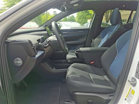 Used 2025 Volvo EX30 Ultra w/ Protection Package Premier AWD/4WD image 13