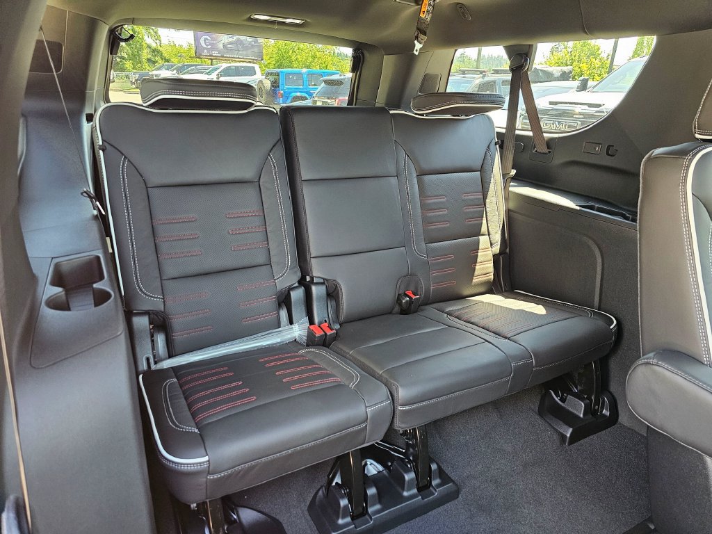 Used 2026 GMC Yukon XL AT4 Ultimate AWD/4WD image 13