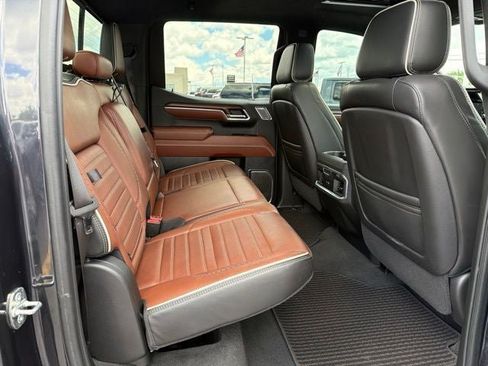 Used 2023 GMC Sierra 1500 Denali Ultimate AWD/4WD image 24