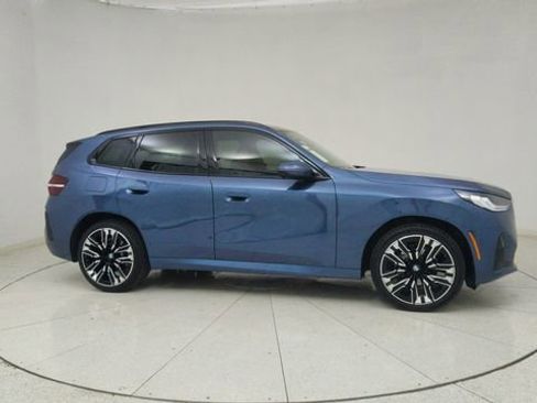 Used 2025 BMW X3 xDrive30i w/ Premium Package image 63