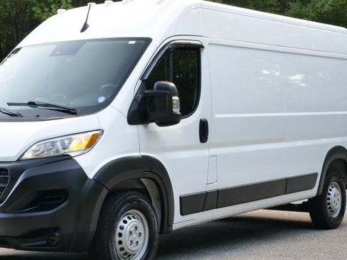 Used 2024 RAM ProMaster 2500 FWD image 35