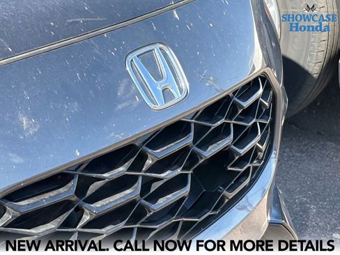 Used 2024 Honda HR-V EX-L image 8