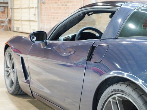 Used 2013 Chevrolet Corvette Coupe w/ Battery Protection Package RWD image 18