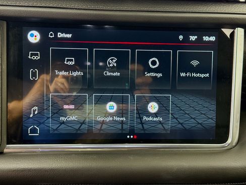 Used 2022 GMC Yukon Denali AWD/4WD image 13