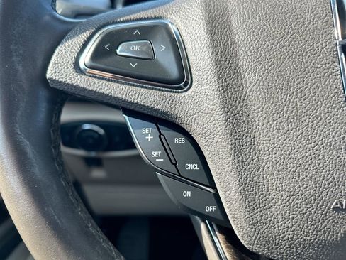 Used 2018 Lincoln MKX Select w/ Select Plus Package FWD image 26