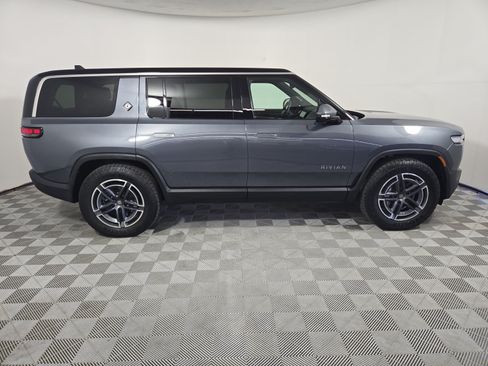 Used 2025 Rivian R1S Adventure AWD/4WD image 6