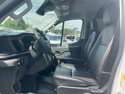 New 2026 Ford Transit 250 Low Roof RWD image 14
