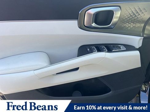 New 2025 Kia Sorento EX w/ EX Panoramic Sunroof Package image 9