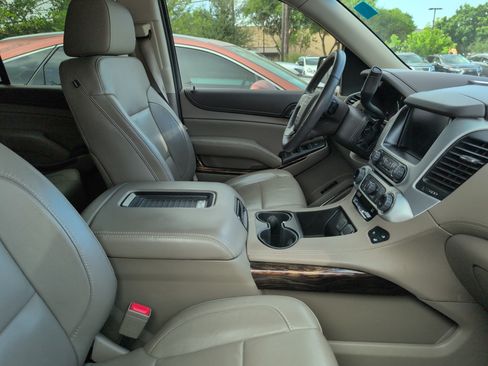 Used 2016 GMC Yukon SLT RWD image 8