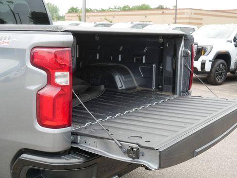 Used 2021 Chevrolet Silverado 1500 Custom Trail Boss AWD/4WD image 18