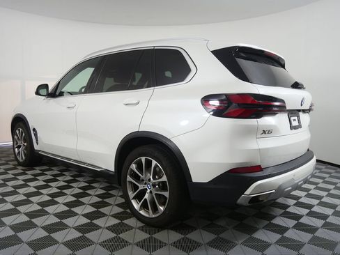 Used 2024 BMW X5 sDrive40i RWD image 5