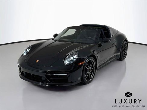 Used 2022 Porsche 911 50th Anniversary Edition AWD/4WD image 4