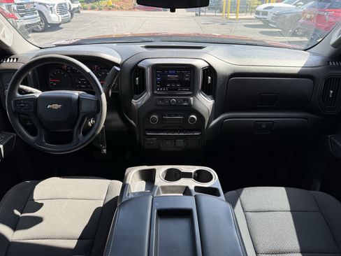 Used 2020 Chevrolet Silverado 1500 Custom w/ Custom Value Package RWD image 26