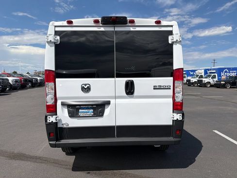 Used 2025 RAM ProMaster 2500 w/ U-Haul Equipment Group FWD image 4
