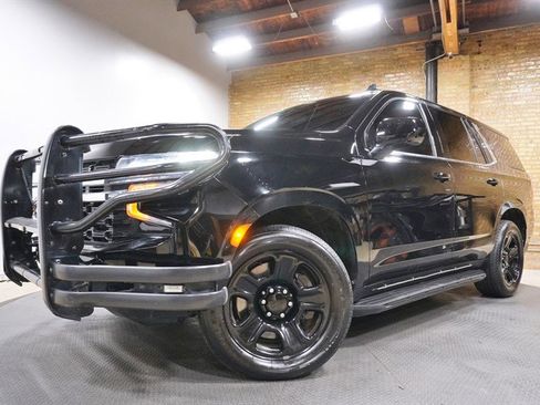 Used 2021 Chevrolet Tahoe 2WD w/ 1FL Safety Package image 1