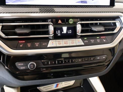 New 2025 BMW X4 M40i w/ Premium Package image 8