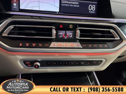 Used 2020 BMW X5 M50i AWD/4WD image 45