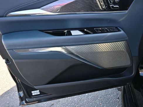 Used 2025 Cadillac Escalade IQ Sport 2 image 13