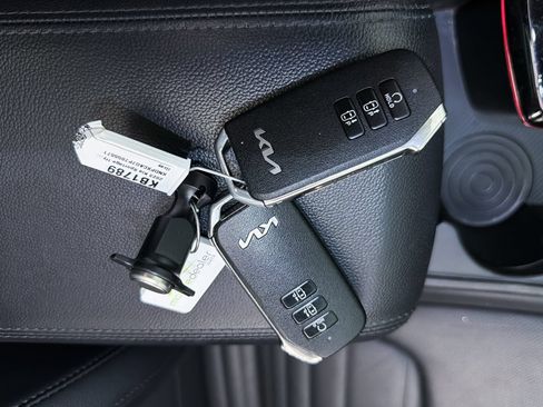 Used 2023 Kia Sportage SX Prestige AWD/4WD image 32