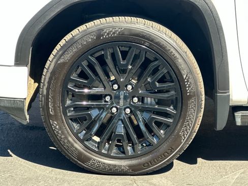 Used 2022 GMC Sierra 1500 Denali Ultimate AWD/4WD image 32