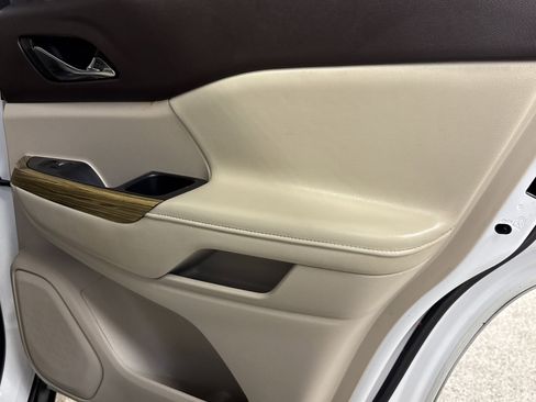 Used 2019 GMC Acadia Denali w/ Technology Package image 21