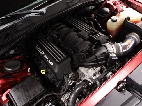 Used 2018 Dodge Challenger SRT w/ Technology Group RWD image 17