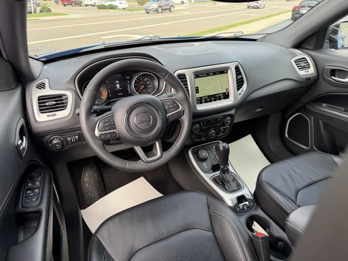 Used 2021 Jeep Compass Latitude AWD/4WD image 13